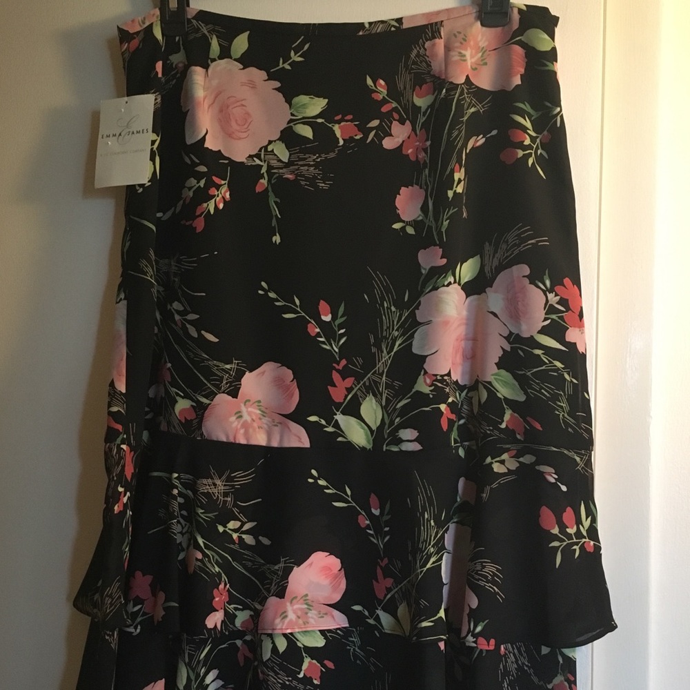 Beautiful lawn party skirt